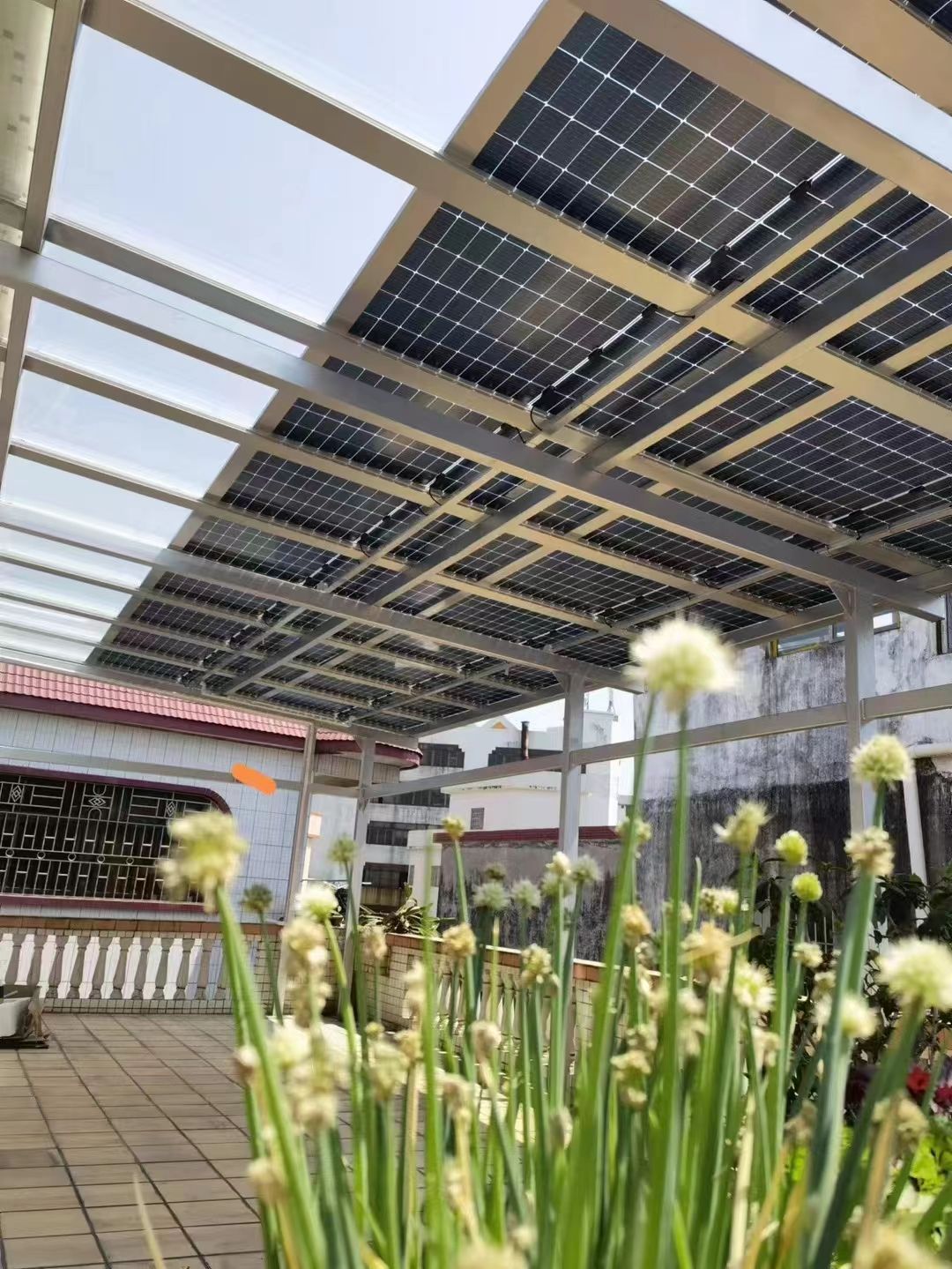 江阴别墅家用屋顶太阳能发电系统安装